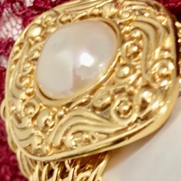 CHANEL 1980’S BYZANTINE STYLE WIDE PEARL METAL CHAIN BRACELET - Picture 11 of 12